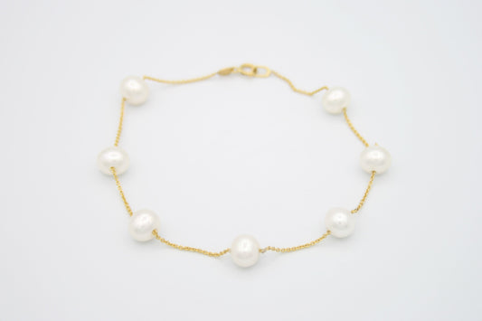 Station Pearl Bracelet