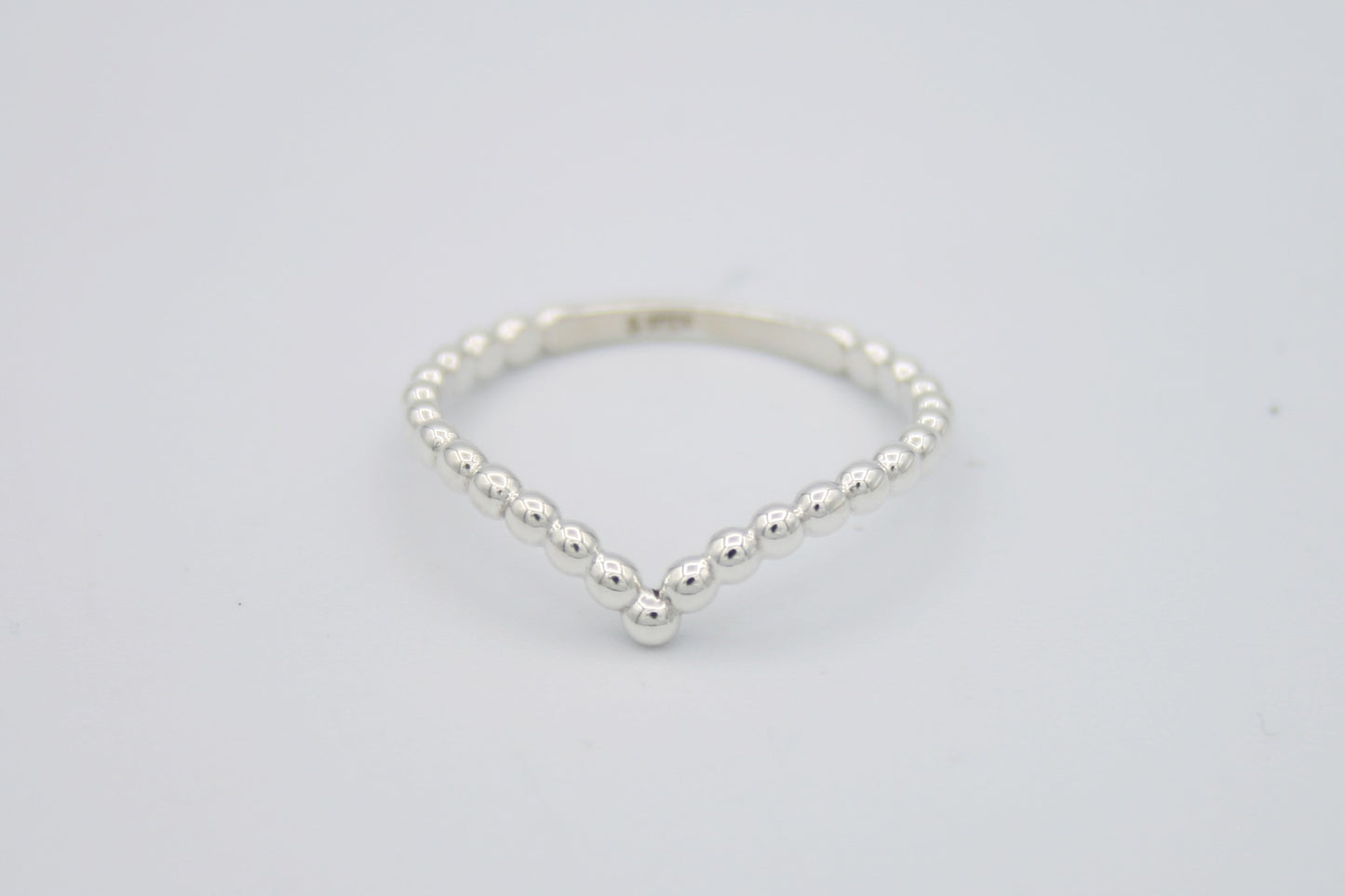 V-ded Stacking Ring