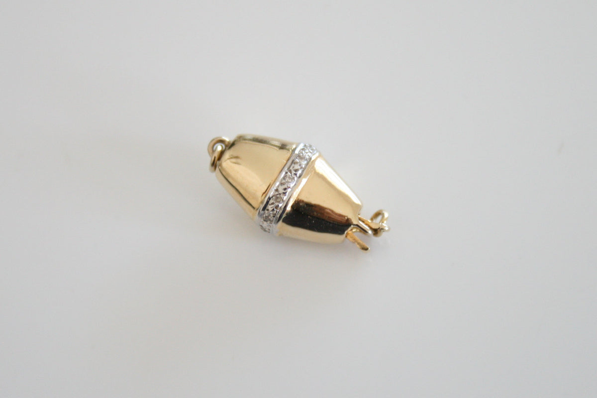 Diamond Shape Accented Box Clasp