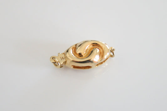 "S" Oval Pearl Clasp