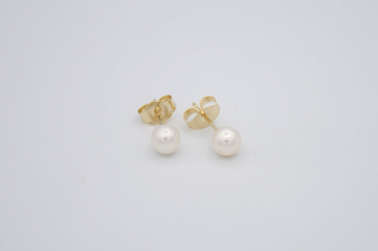 Freshwater Pearl Studs