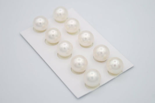 Loose Freshwater Pearls Half Drilled