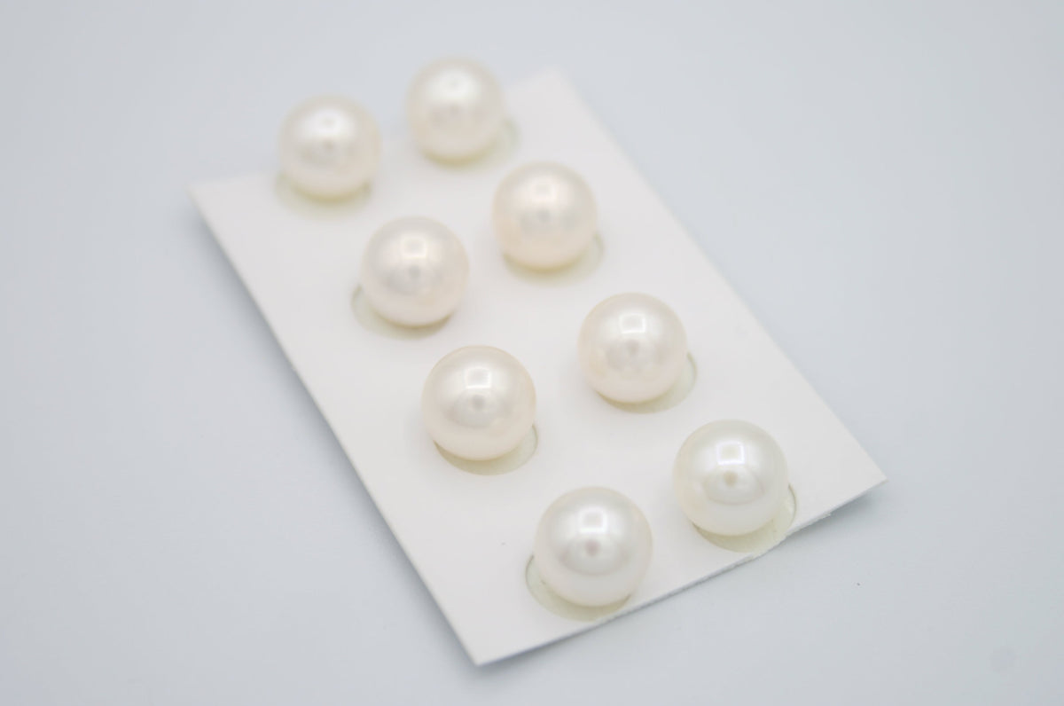 Loose Freshwater Pearls Half Drilled