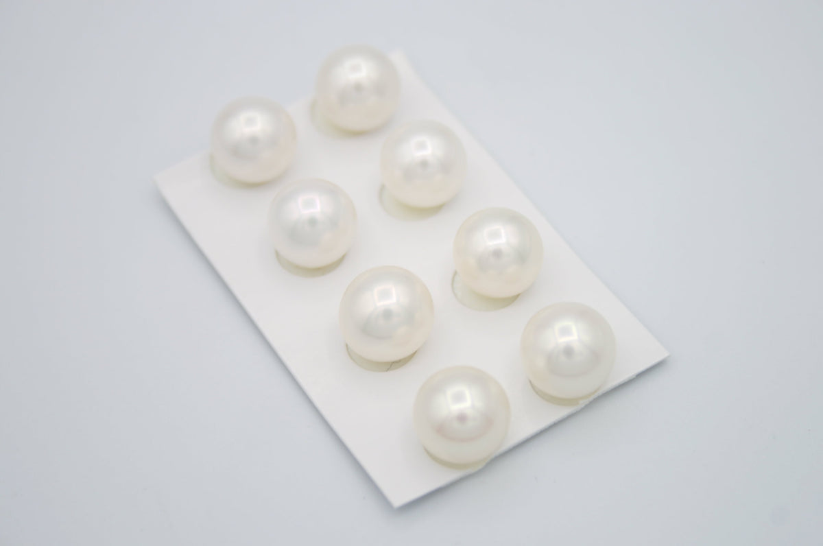 Loose Freshwater Pearls Half Drilled